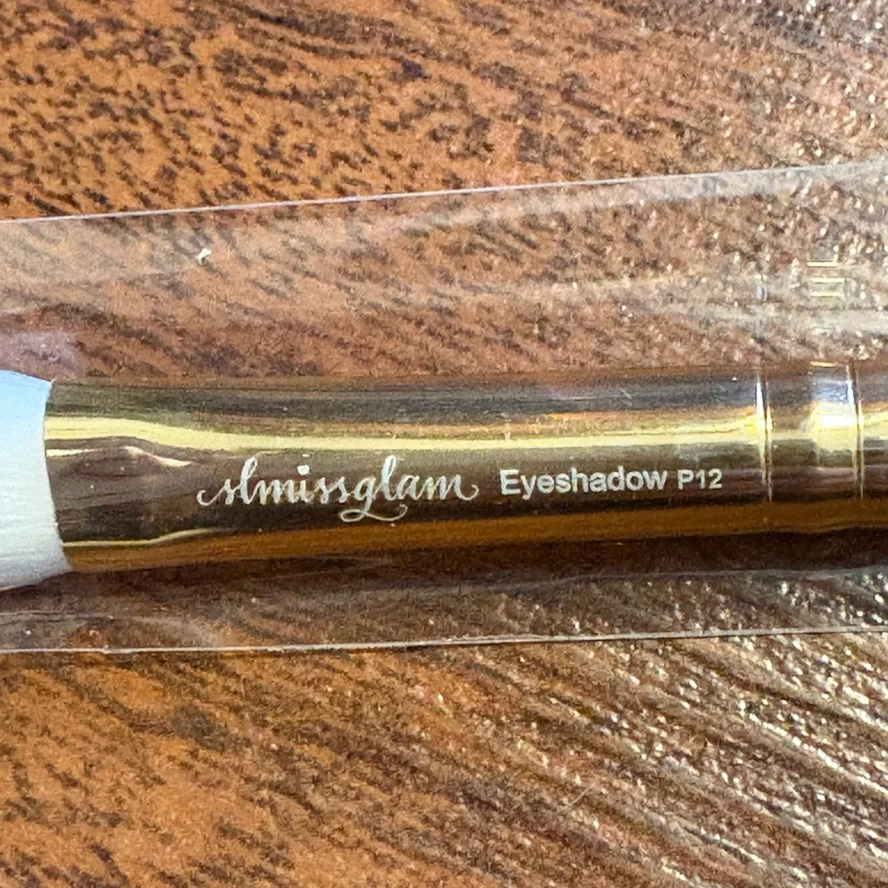 Slmissglam Retro Eyeshadow Brush P12 NWT Colorful Tapered Blending Brush